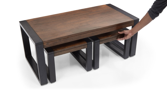 Quantico Coffee Table With Nested Stools